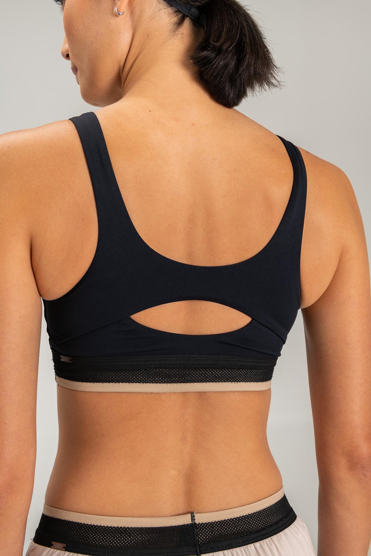 Hype Cut Mid Sports Bra